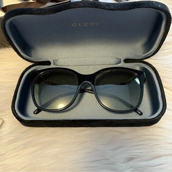 Gucci sunglasses